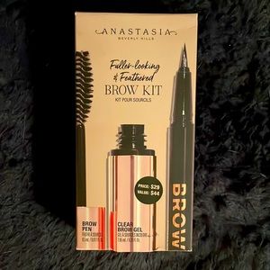 THE MUST HAVE DUO FOR CREATING FULLER-LOOKING,FEATHERED BROWS